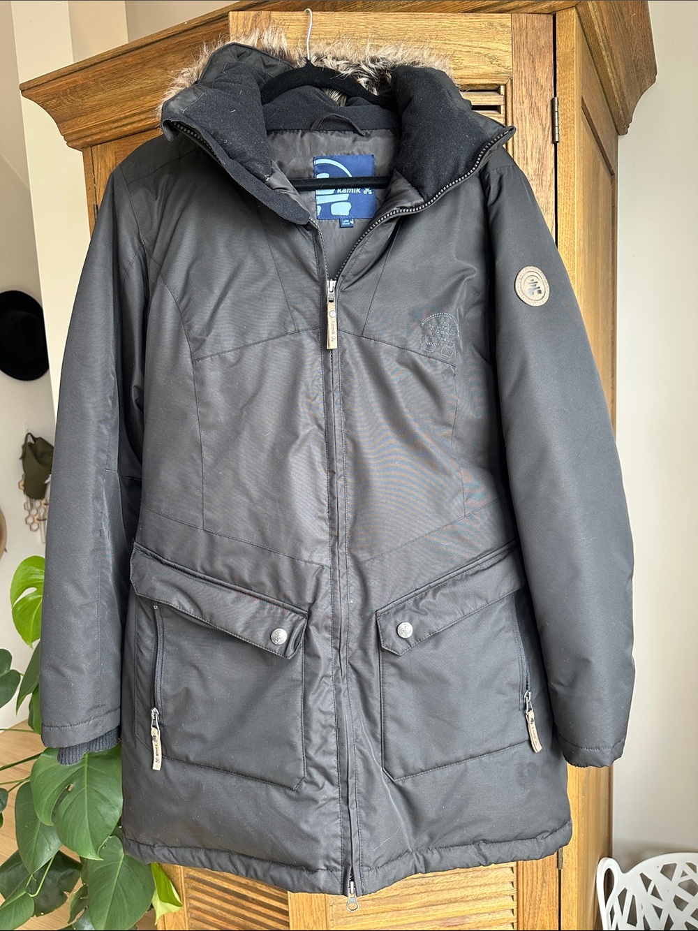 Kamik Black Ski Snow Jacket with Faux Fur Trim